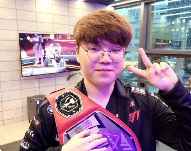 他选择用一 他选择用一